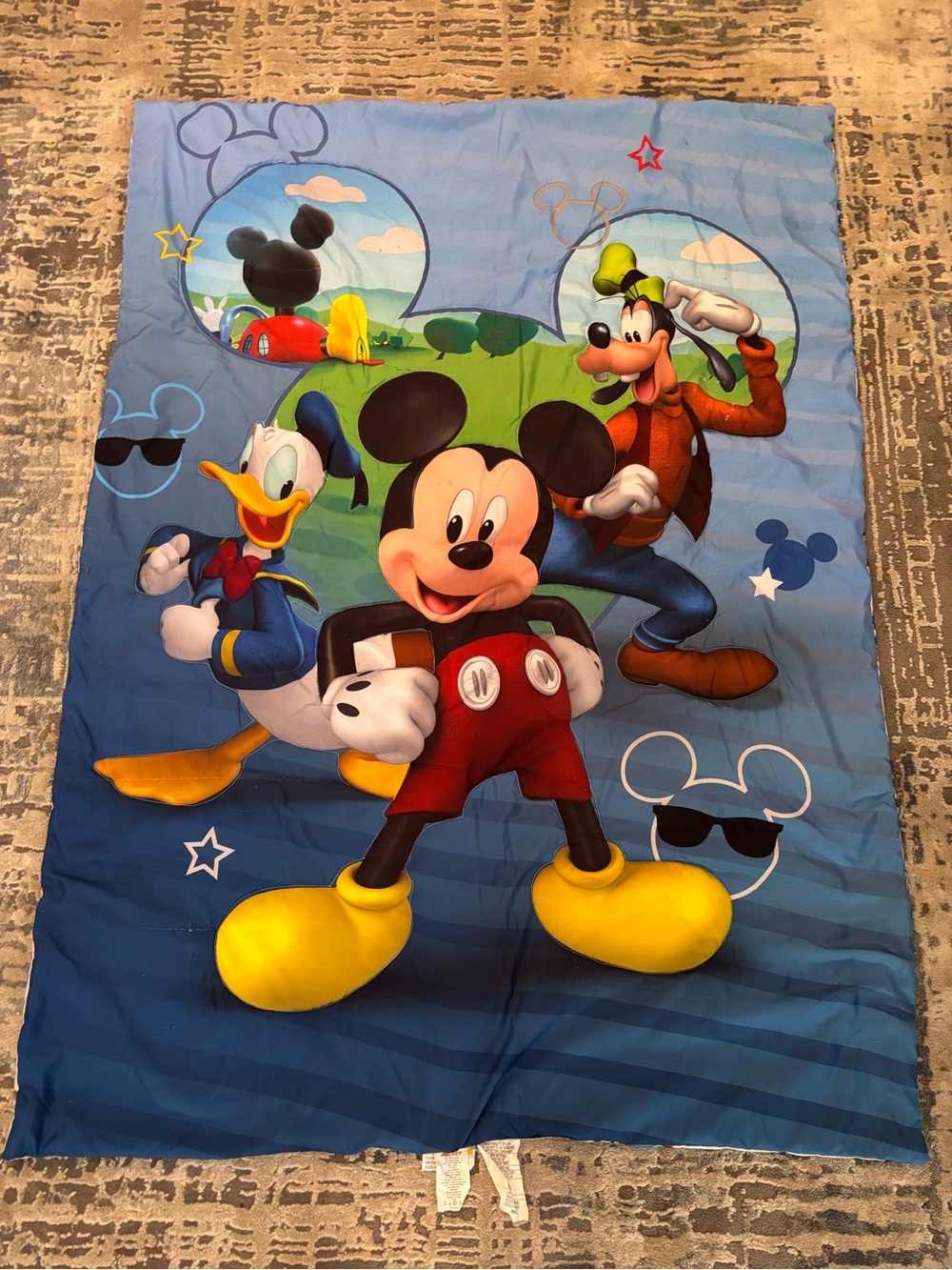 Disney Jr. Mickey Mouse Donald Duck Goofy Toddler Bed Comforter Blanket 56x40”